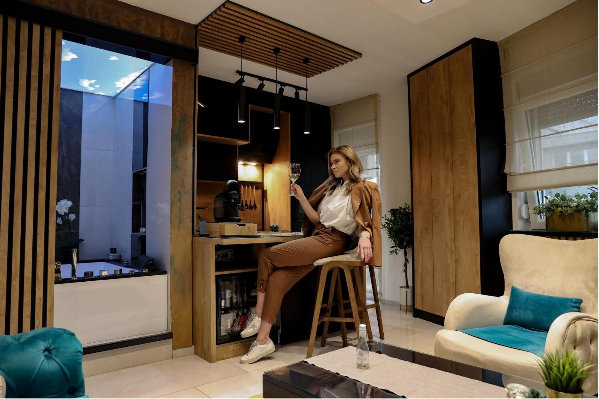 Design Apartment Platinium Spa Lux: Private Wellness Retreat Cuprija Exterior photo